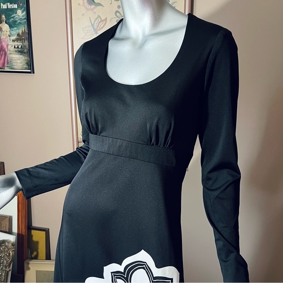 Vintage Small Medium Maxi Dress Scoop Neck Long Sleeve Black White Floral Dress